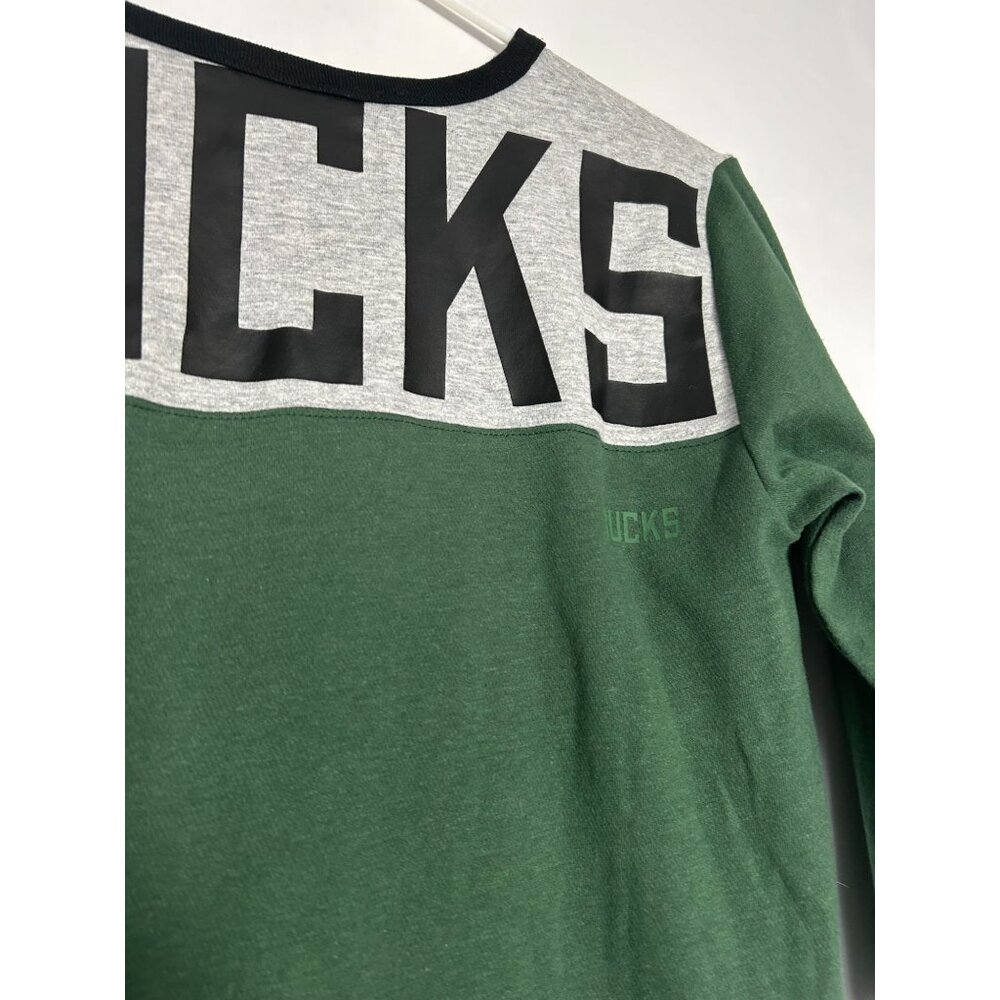 Milwaukee Bucks Women's 3/4 Sleeve Green & Gray New Era Shirt Small - Picture 11 of 12